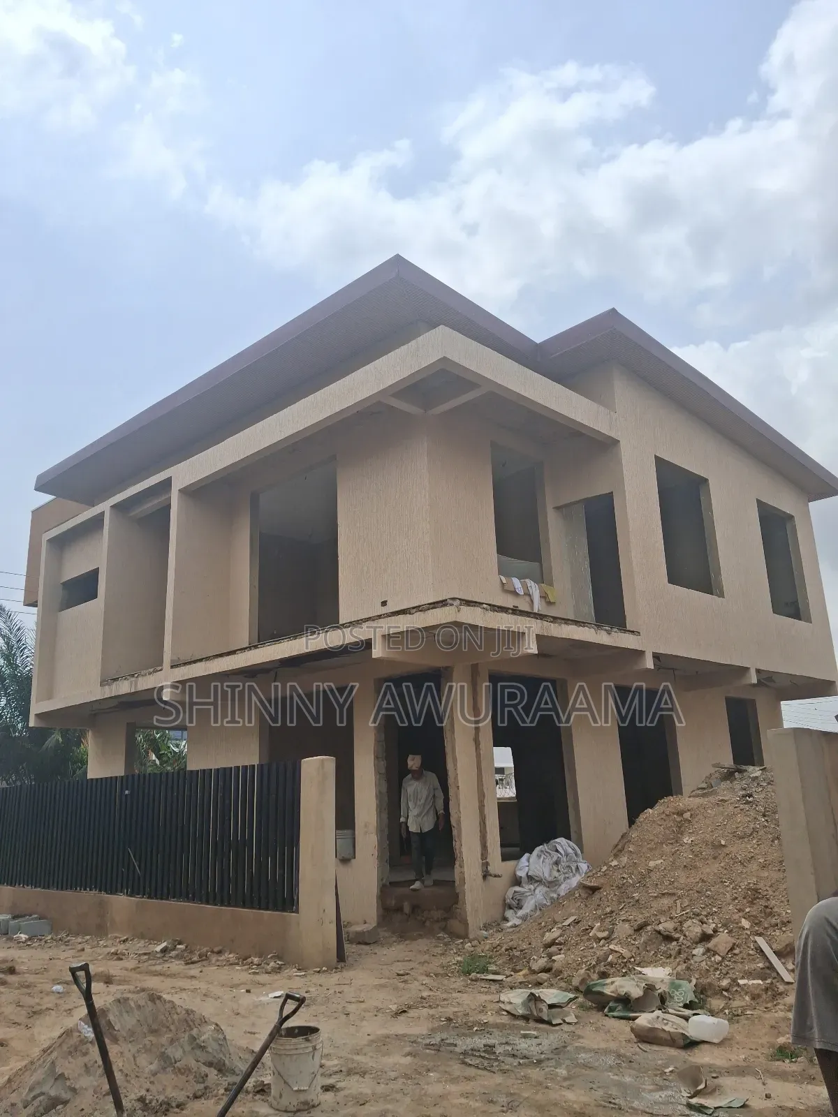 4bdrm Townhouse/Terrace in East Legon for sale in East Legon