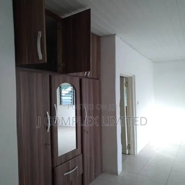 3bdrm Apartment in Dzorwulu for rent in Dzorwulu