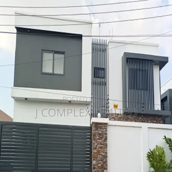 5bdrm House in Dzorwulu for sale in Dzorwulu