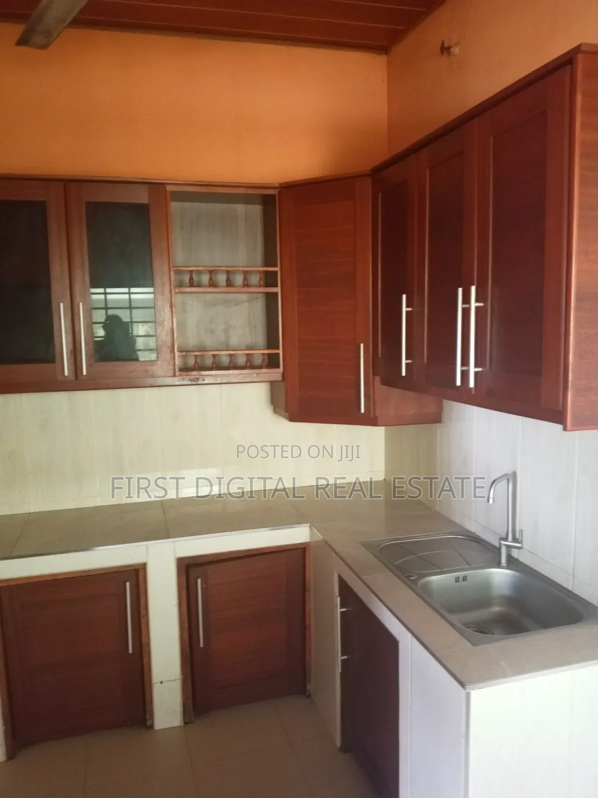 Chamber and Hall Self Contain for Rent at Adade in Kasoa