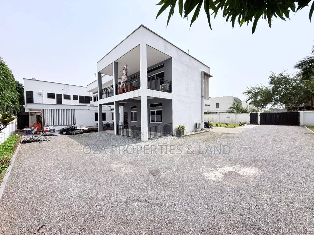 5bdrm House in Cantonments, Acquinas for rent in Acquinas