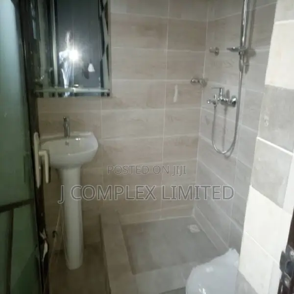 2bdrm Apartment in Labone SHS Area for rent in Labone SHS Area