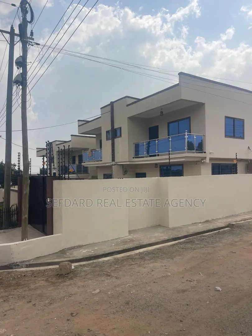 3bdrm House in Ashomang Estate for sale in Ashomang Estate