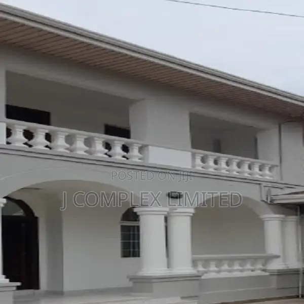5bdrm House in Coffee Shop Area for rent in Coffee Shop Area