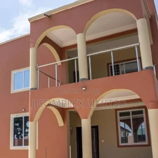 4bdrm House in Coffee Shop Area for rent in Coffee Shop Area