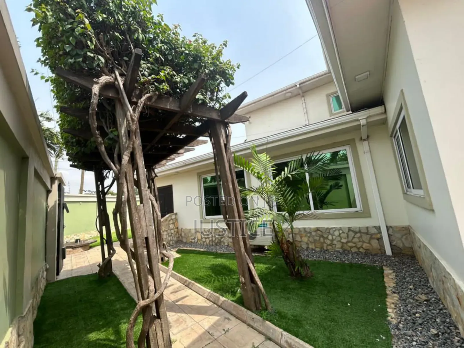 8bdrm Villa in Cantonments, US Embassy Area for rent in US Embassy Area