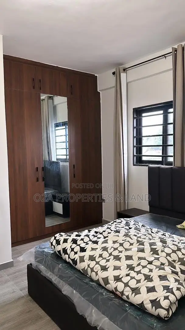 3bdrm Apartment in Abelemkpe, Lincoln School Area for sale in Lincoln School Area