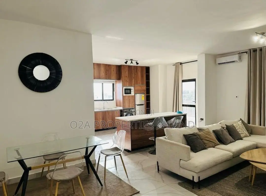 3bdrm Apartment in Abelemkpe, Lincoln School Area for sale in Lincoln School Area