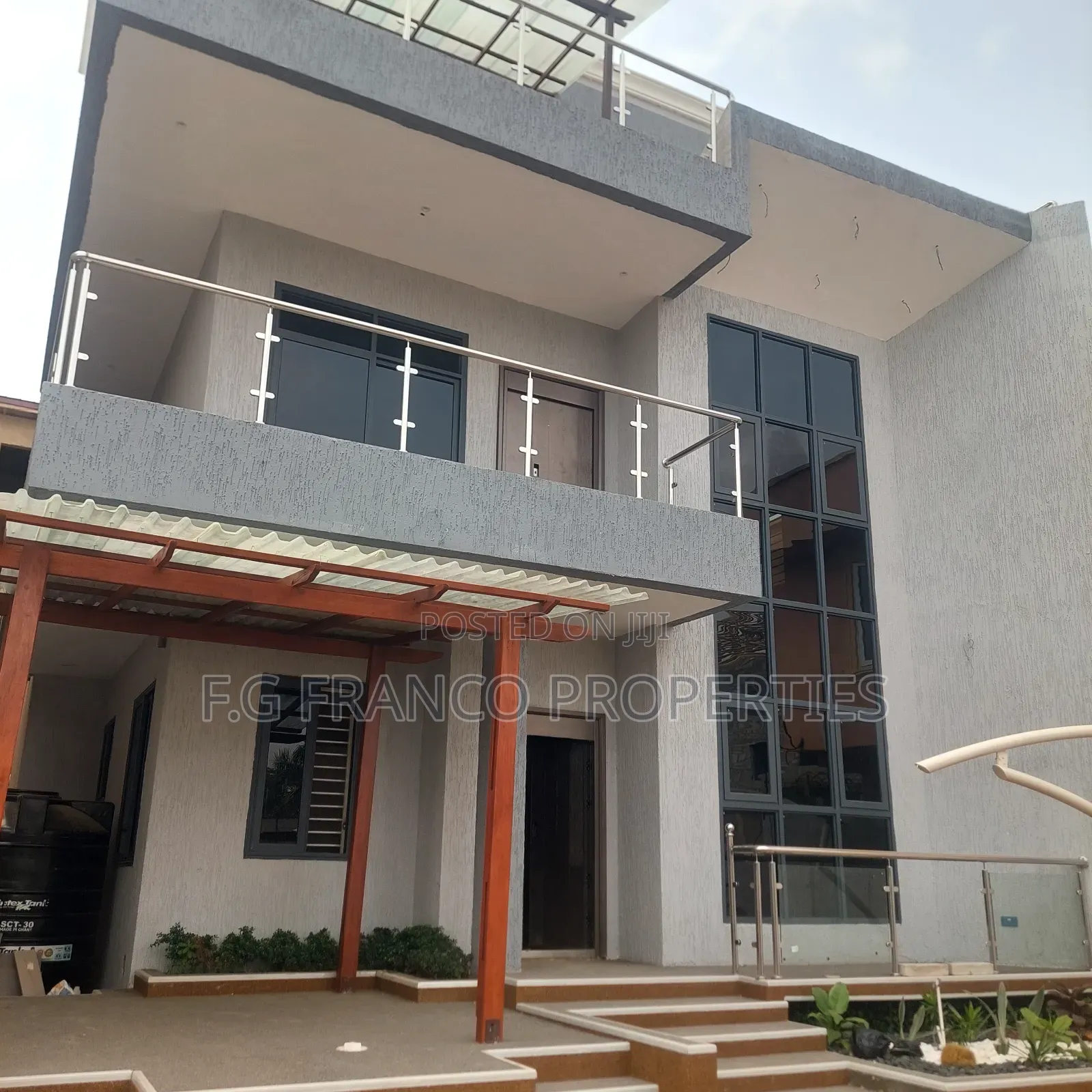 4bdrm House in Kg Franco Properties, Spintex for sale in Spintex