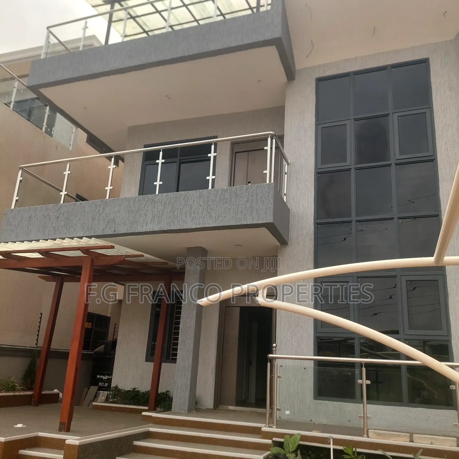 4bdrm House in Kg Franco Properties, Spintex for sale in Spintex