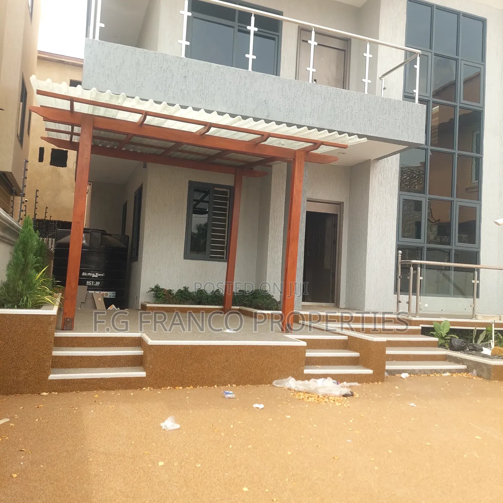 4bdrm House in Kg Franco Properties, Spintex for sale in Spintex