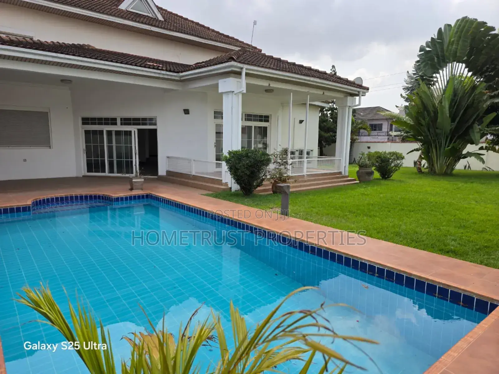 5bdrm Mansion in Hometrust Properties, American House for rent in American House