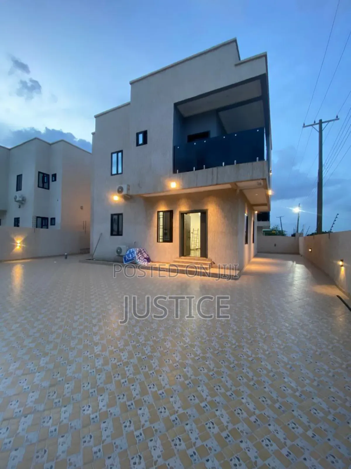 4bdrm House in East Legon for sale in East Legon