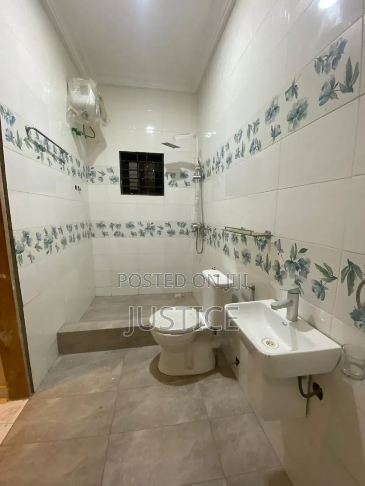 4bdrm House in East Legon for sale in East Legon