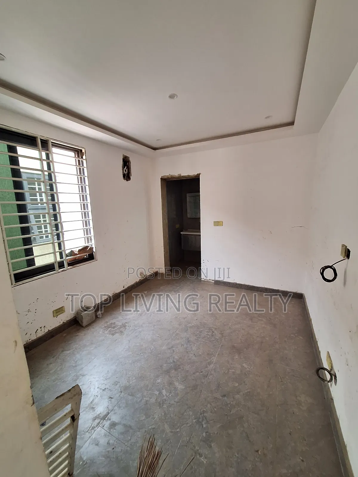 4bdrm Townhouse/Terrace in Legon Hills, Ashaley Botwe for sale in Ashaley Botwe