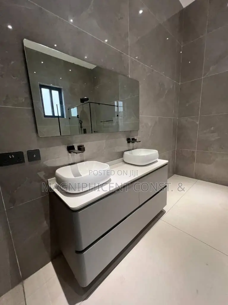 5bdrm Mansion in Magnificent Estate, Cantonments for sale in Cantonments