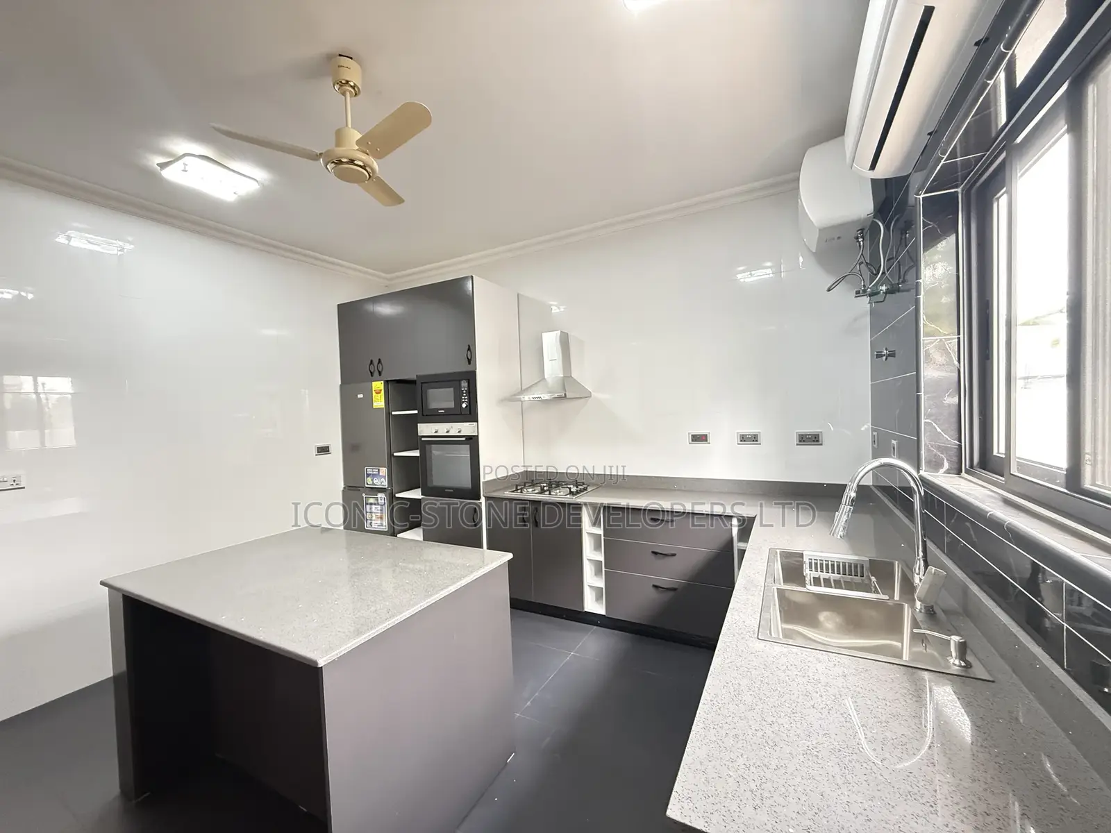 4bdrm Townhouse / Terrace in East Legon for rent in East Legon