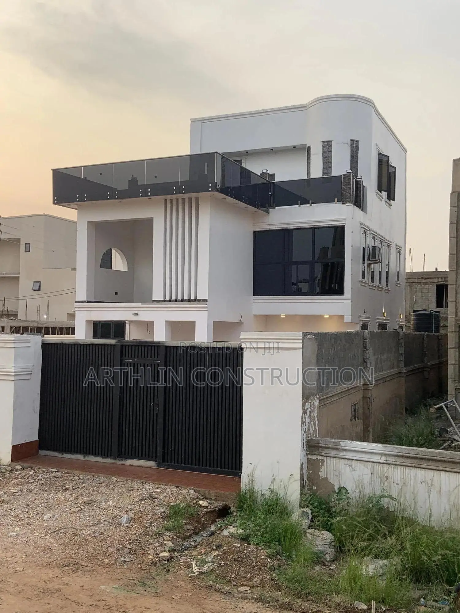 Furnished 5bdrm Mansion in Oyarifa Mall Area for sale in Oyarifa Mall Area