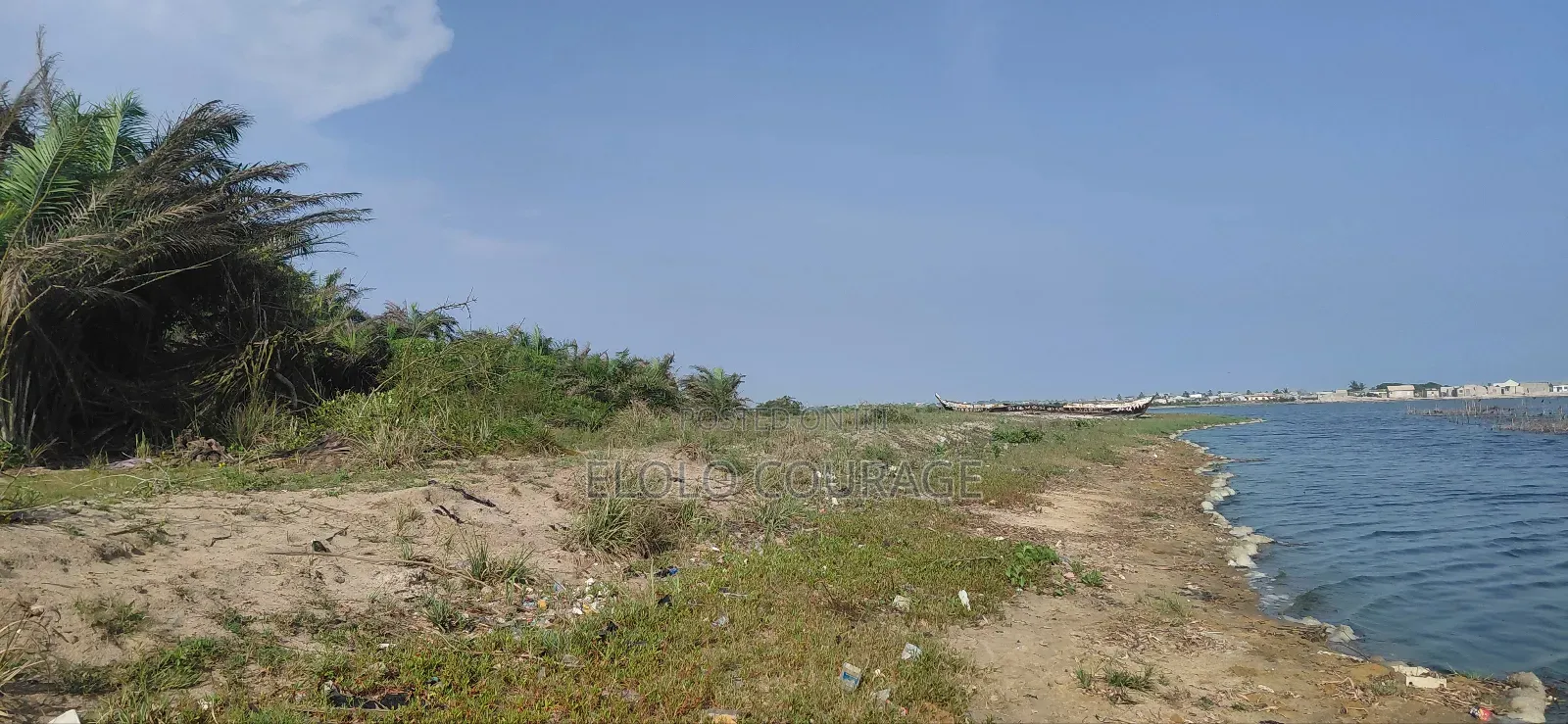 An Island Available for Investors Deal. in Gbawe