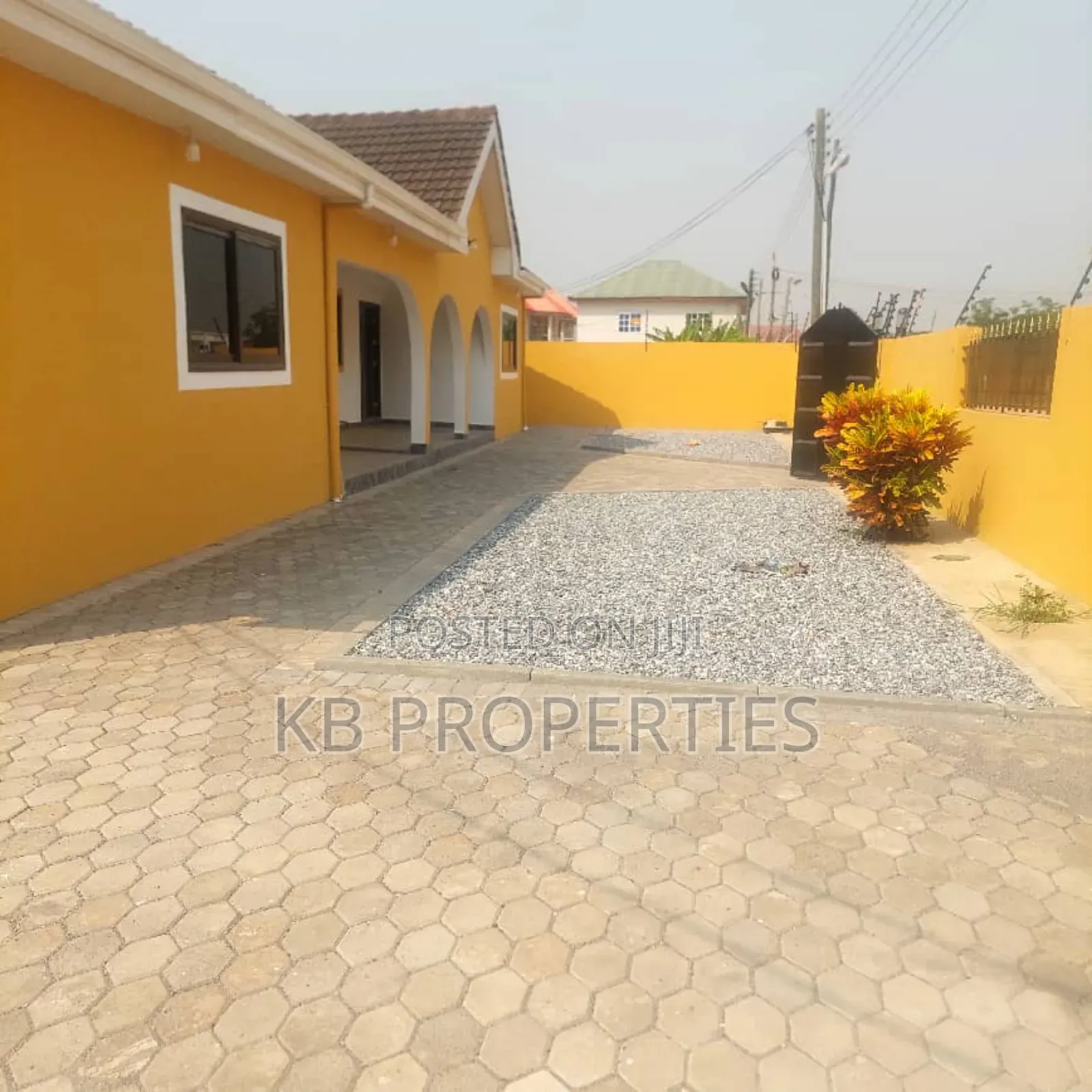 3bdrm House in Kb Properties, Spintex for rent in Spintex