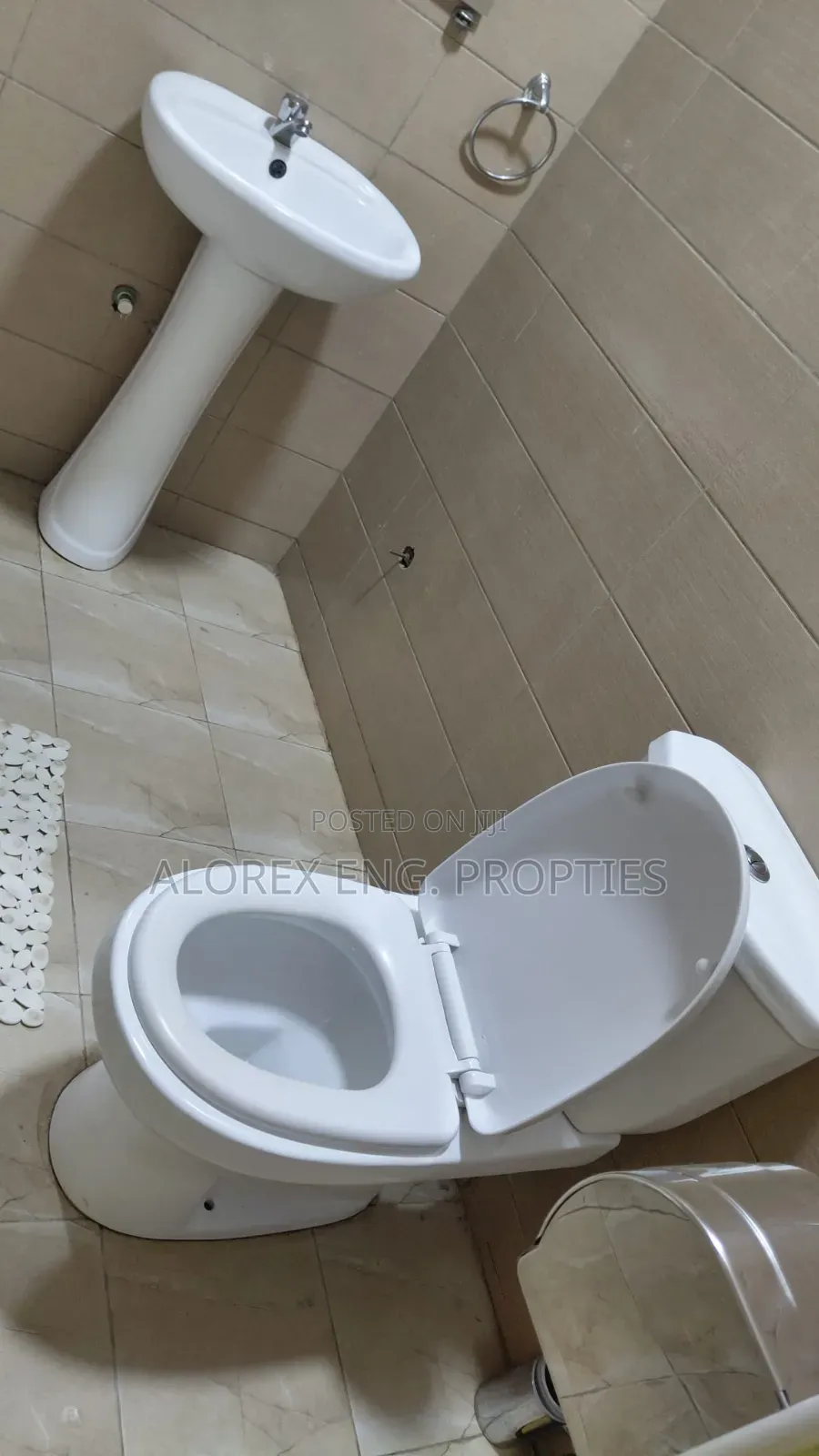 3bdrm House in Ability $1000, Adjiriganor for rent in Adjiriganor