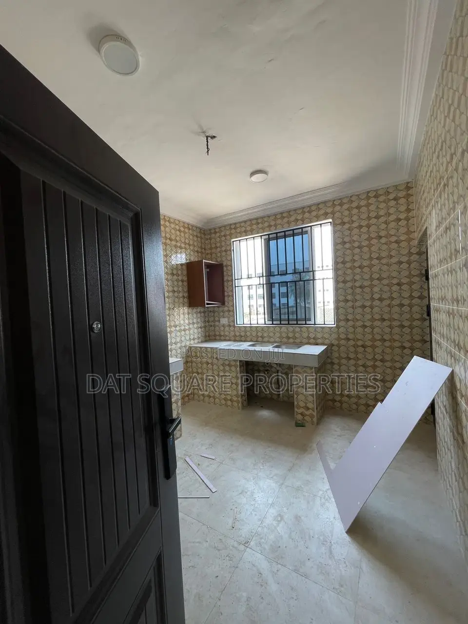2bdrm Apartment in Anyaa School for rent in Anyaa
