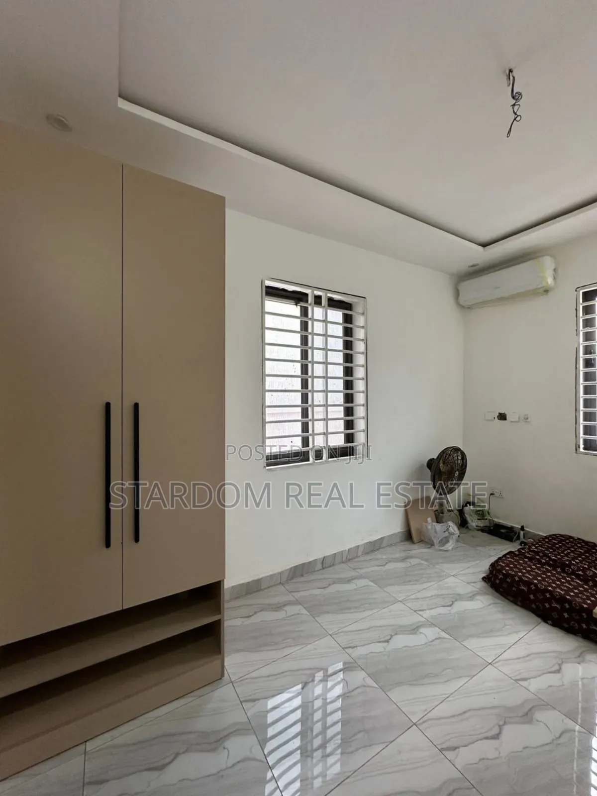 3bdrm Townhouse/Terrace in School Junction, Ashaley Botwe for sale in Ashaley Botwe