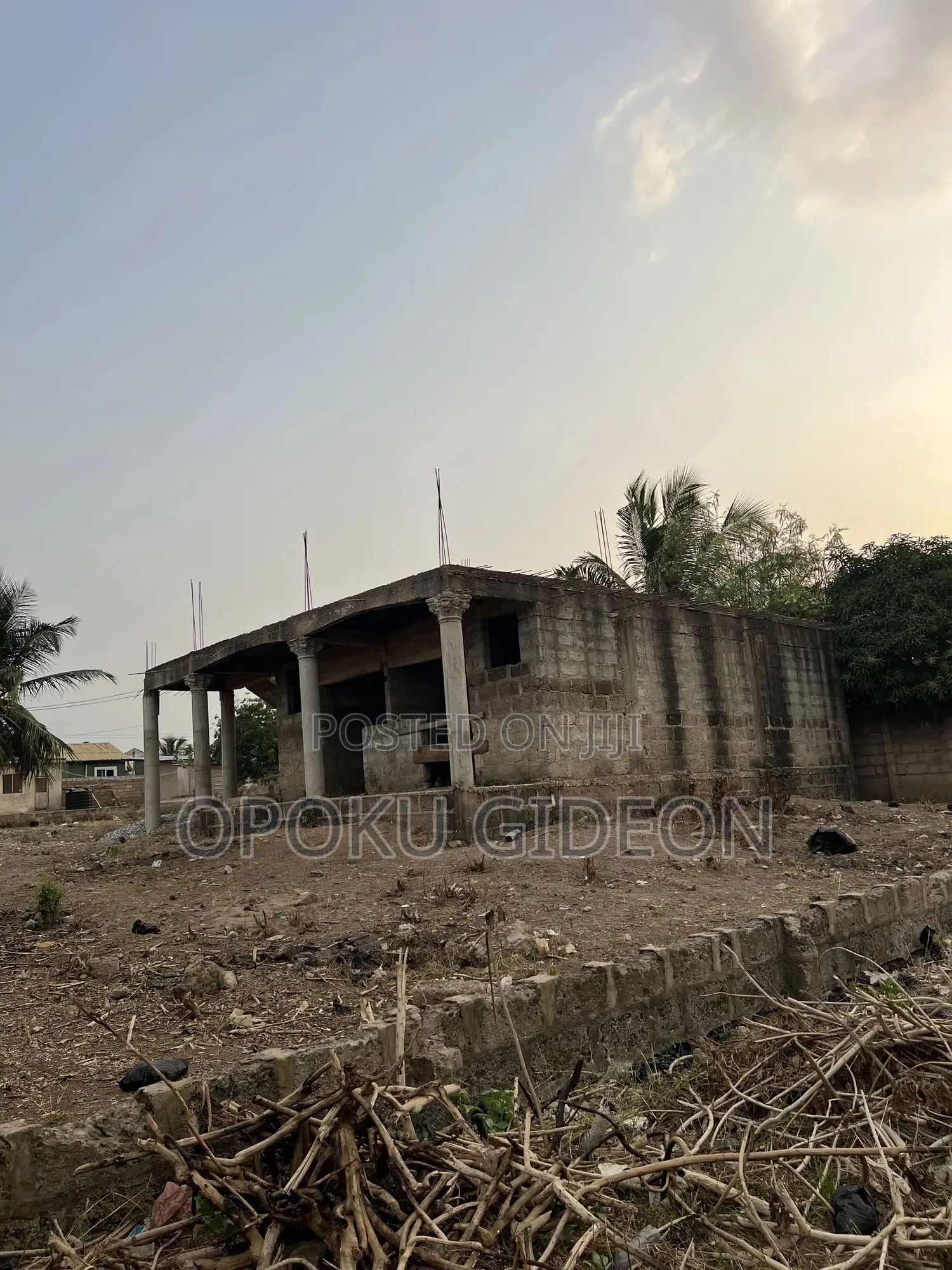 2 Bedrooms Uncompleted for Sale in Ablekuma