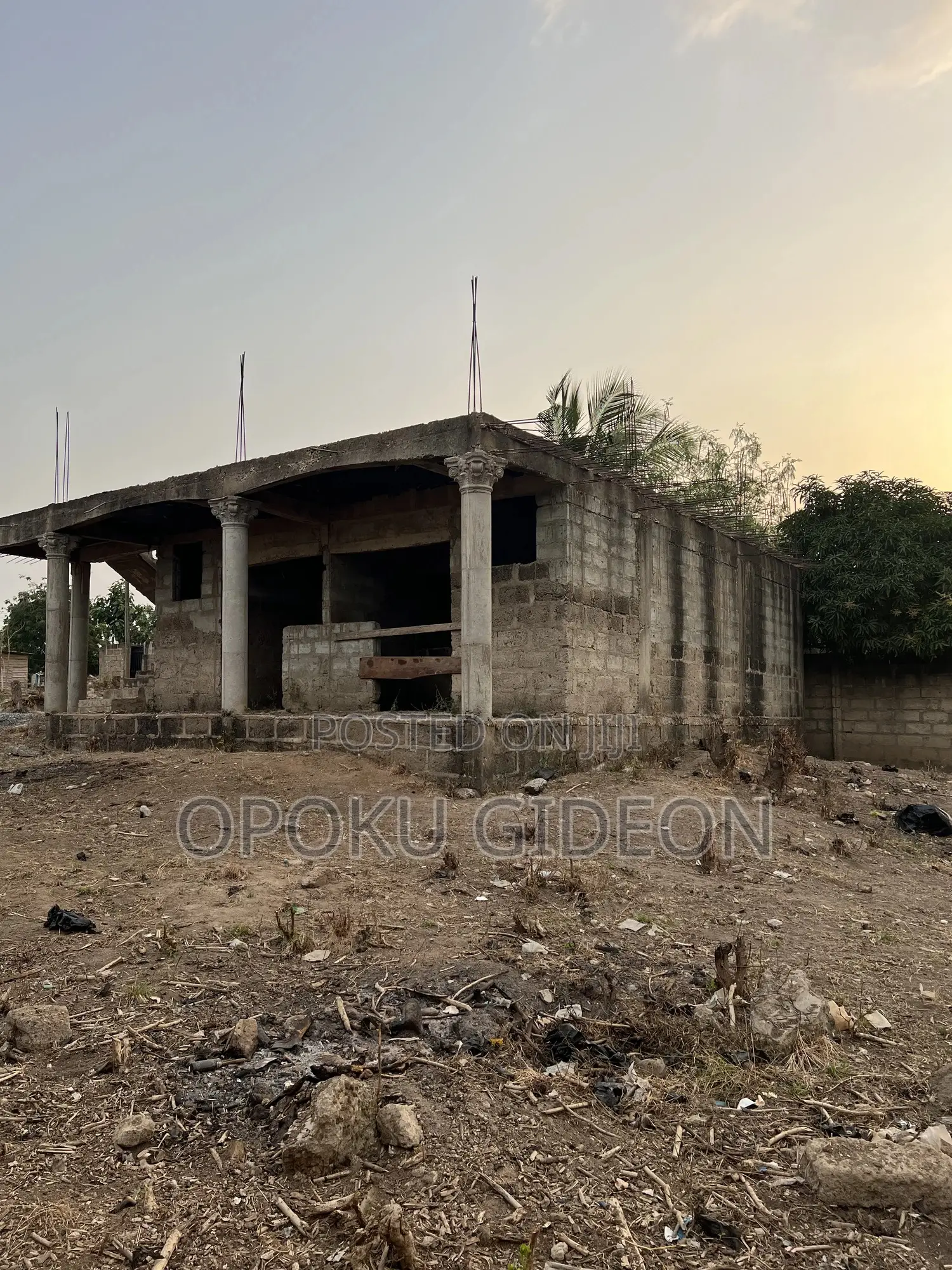 2 Bedrooms Uncompleted for Sale in Ablekuma