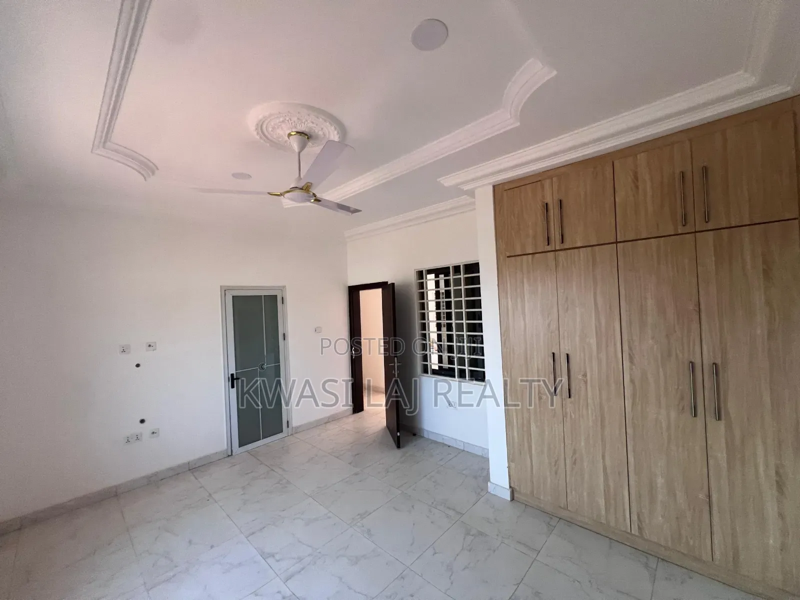 3bdrm House in Kokrobite, Weija for sale in Weija