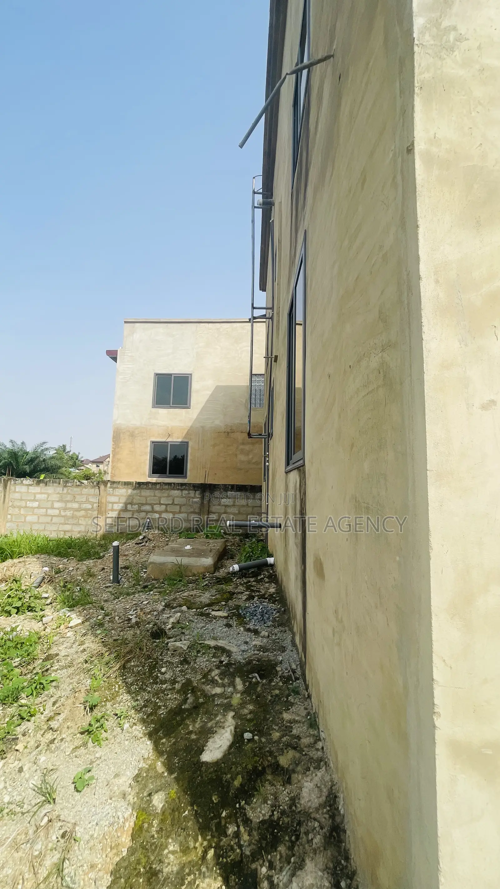 5bdrm Duplex in Pokuase for sale in Pokuase