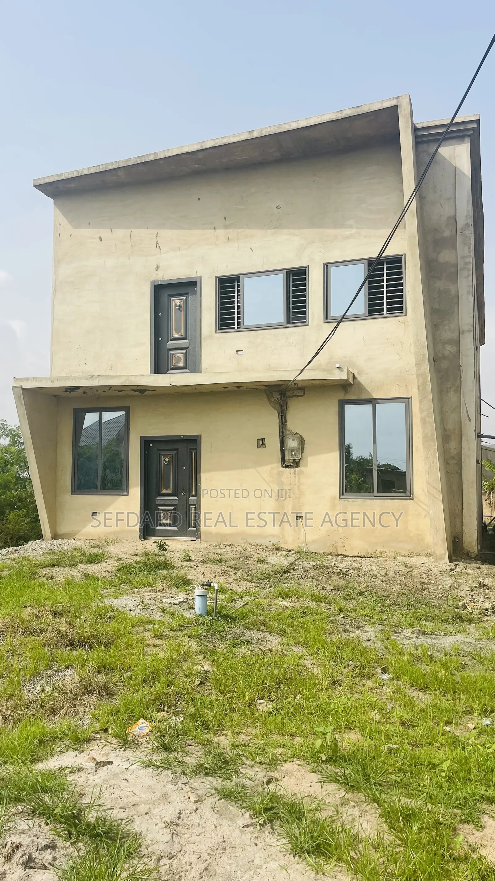 5bdrm Duplex in Pokuase for sale in Pokuase