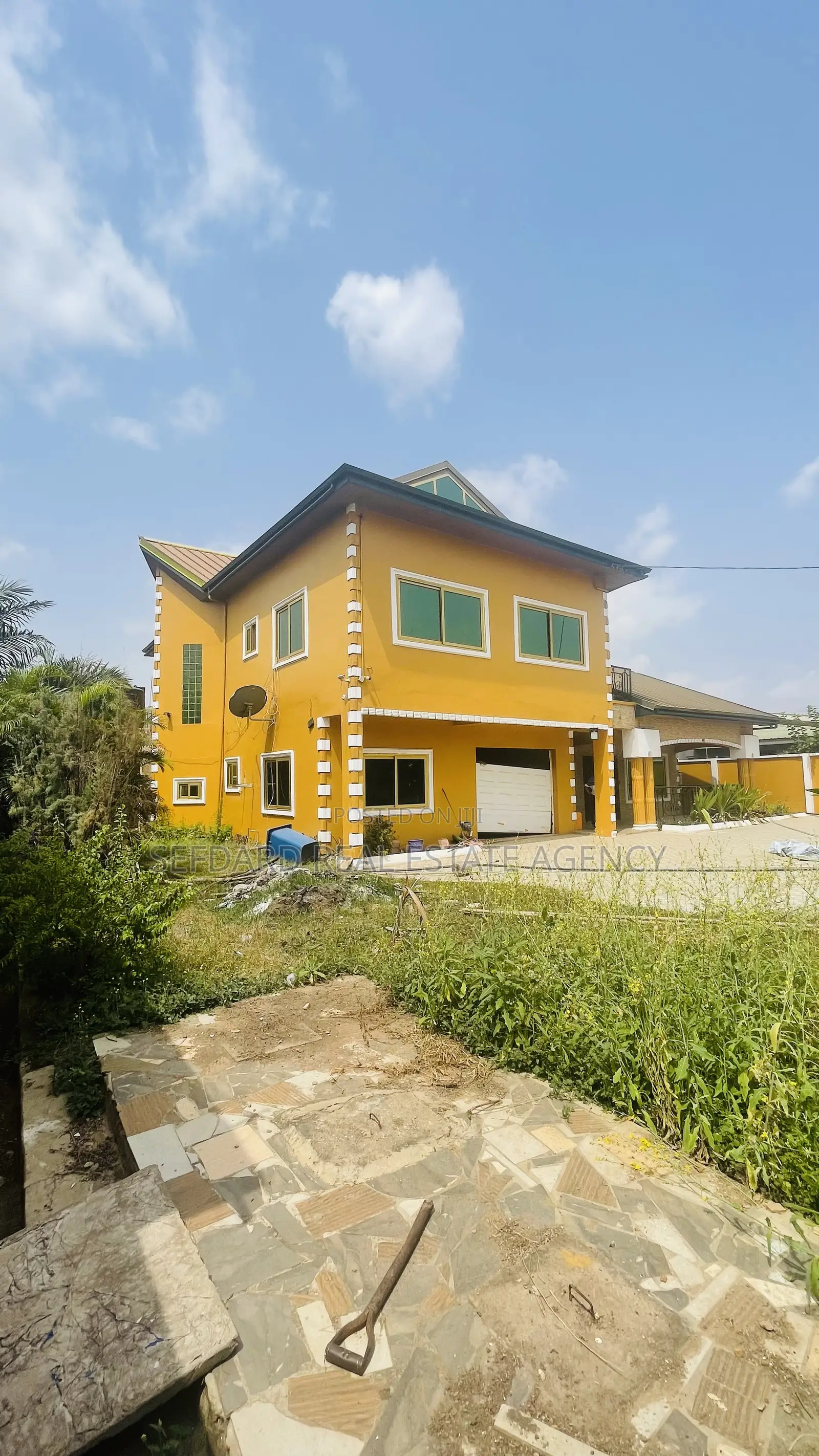 6bdrm House in Adenta for sale in Adenta