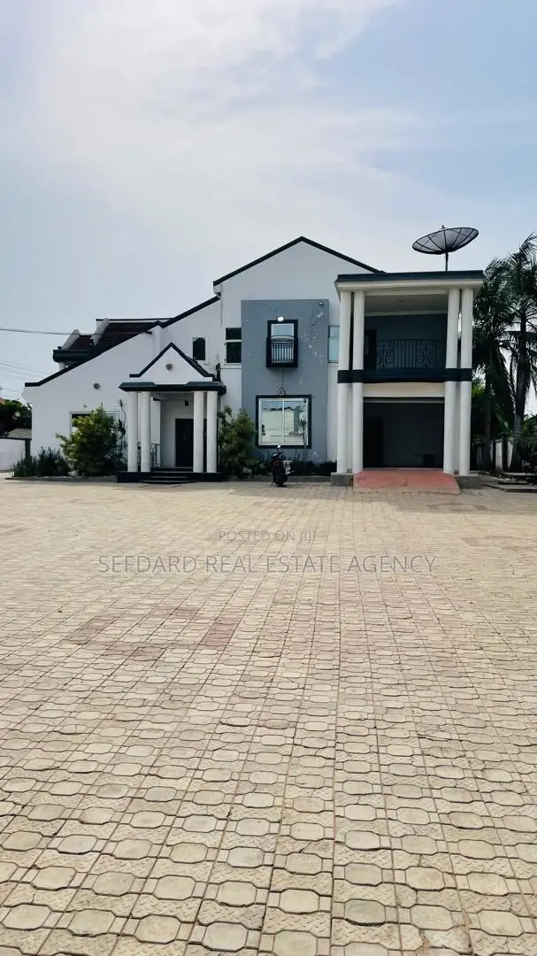 5bdrm House in North Legon for rent in North Legon