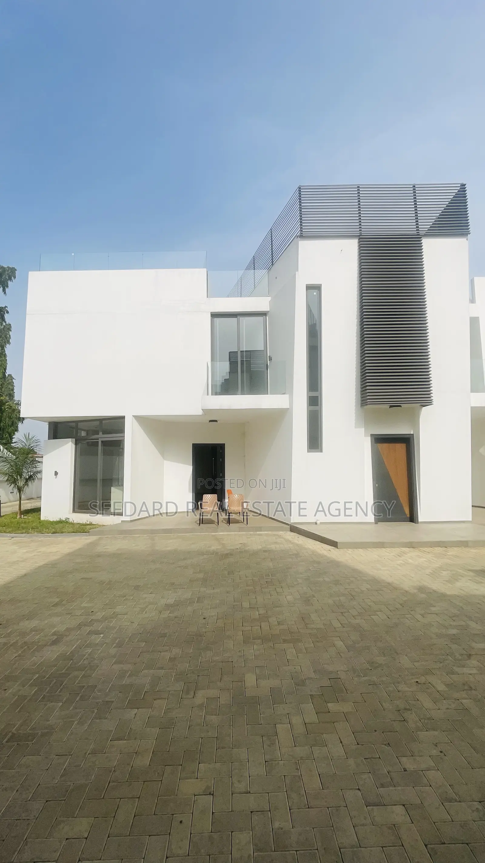2bdrm Townhouse/Terrace in North Legon for sale in North Legon