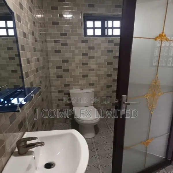 2bdrm Apartment in North Ridge for rent in North Ridge