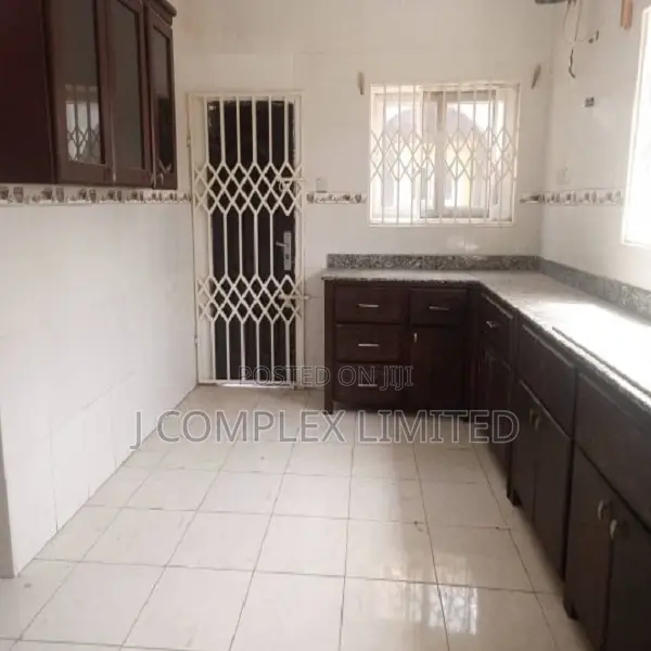 2bdrm Apartment in North Ridge for rent in North Ridge