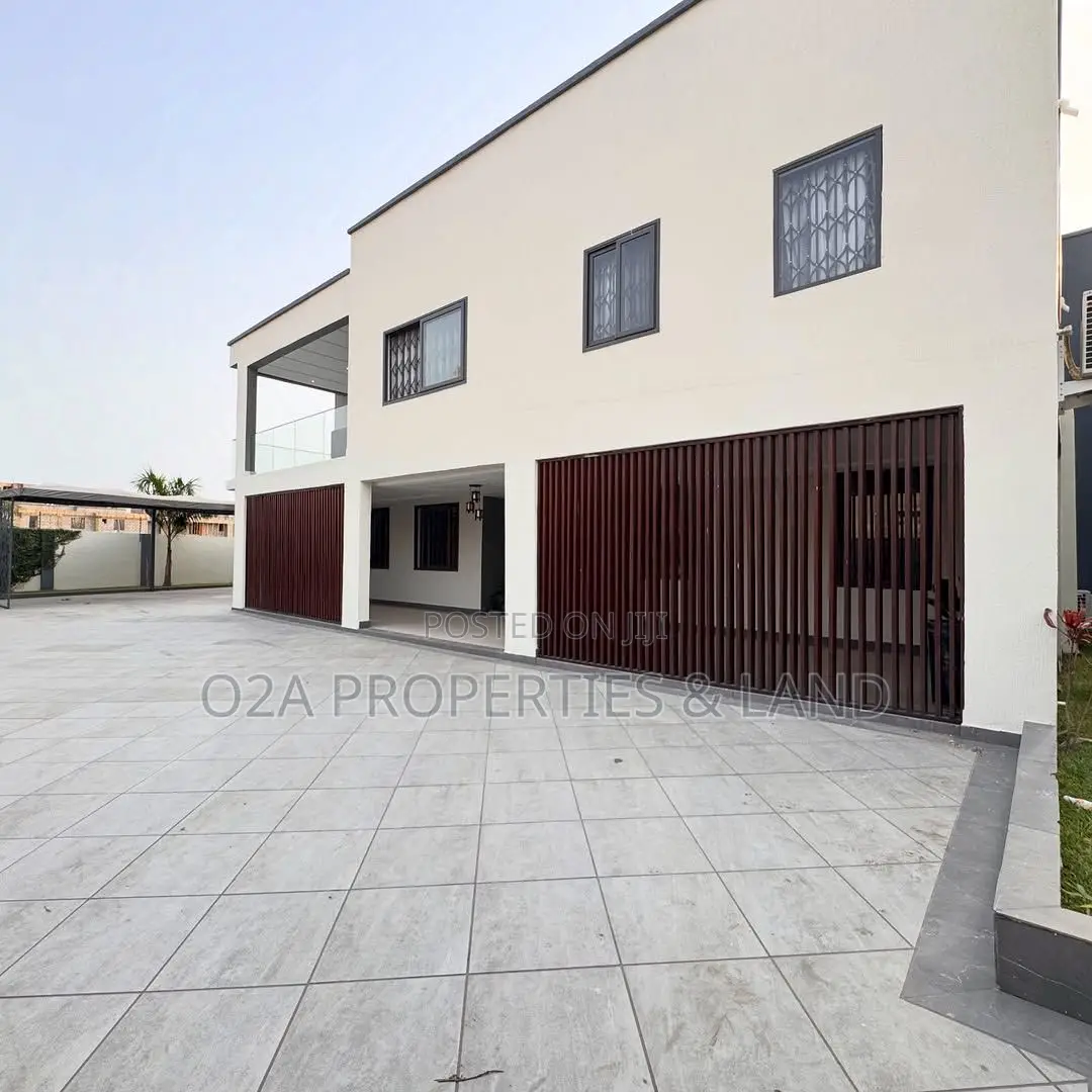 6bdrm House in Spintex, Manet Court for sale in Manet Court