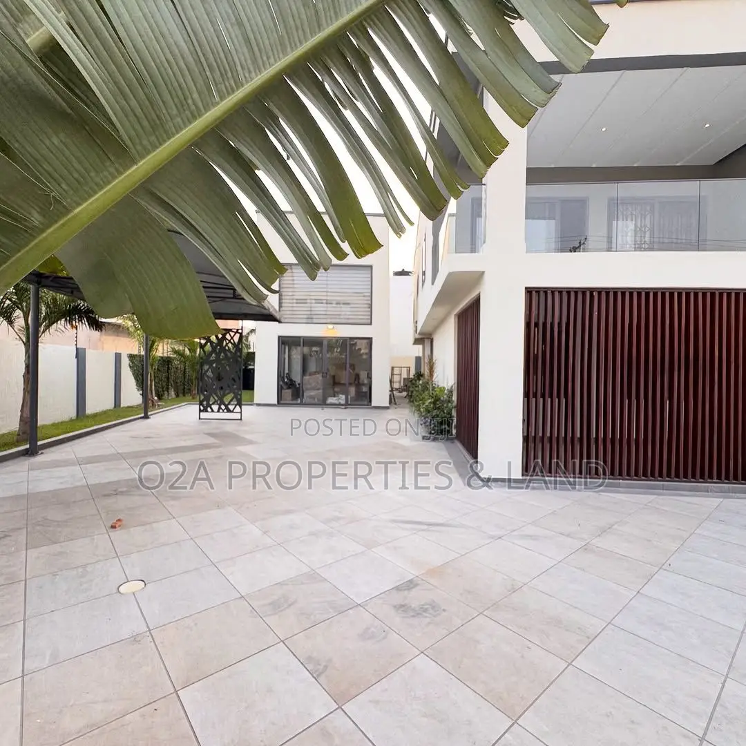 6bdrm House in Spintex, Manet Court for sale in Manet Court