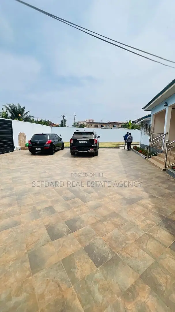 5bdrm House in Sefdard Properties, Achimota for rent in Achimota