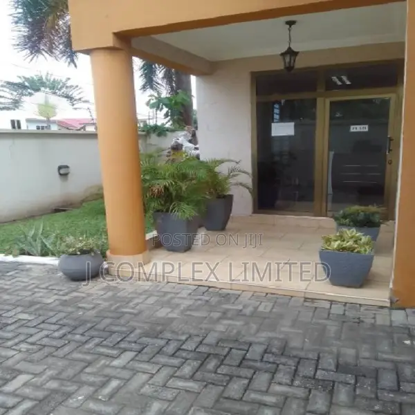 5bdrm House in North Ridge for rent in North Ridge