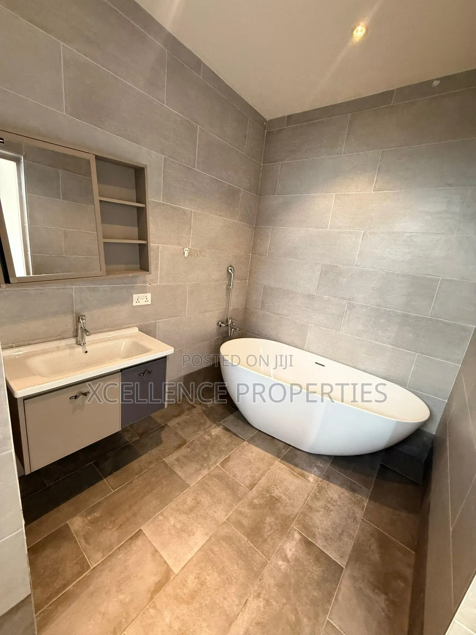 4bdrm Duplex in Xcellence Properties, East Legon for sale in East Legon