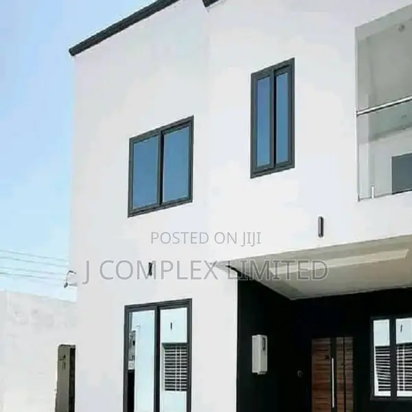 5bdrm House in North Ridge for sale in North Ridge