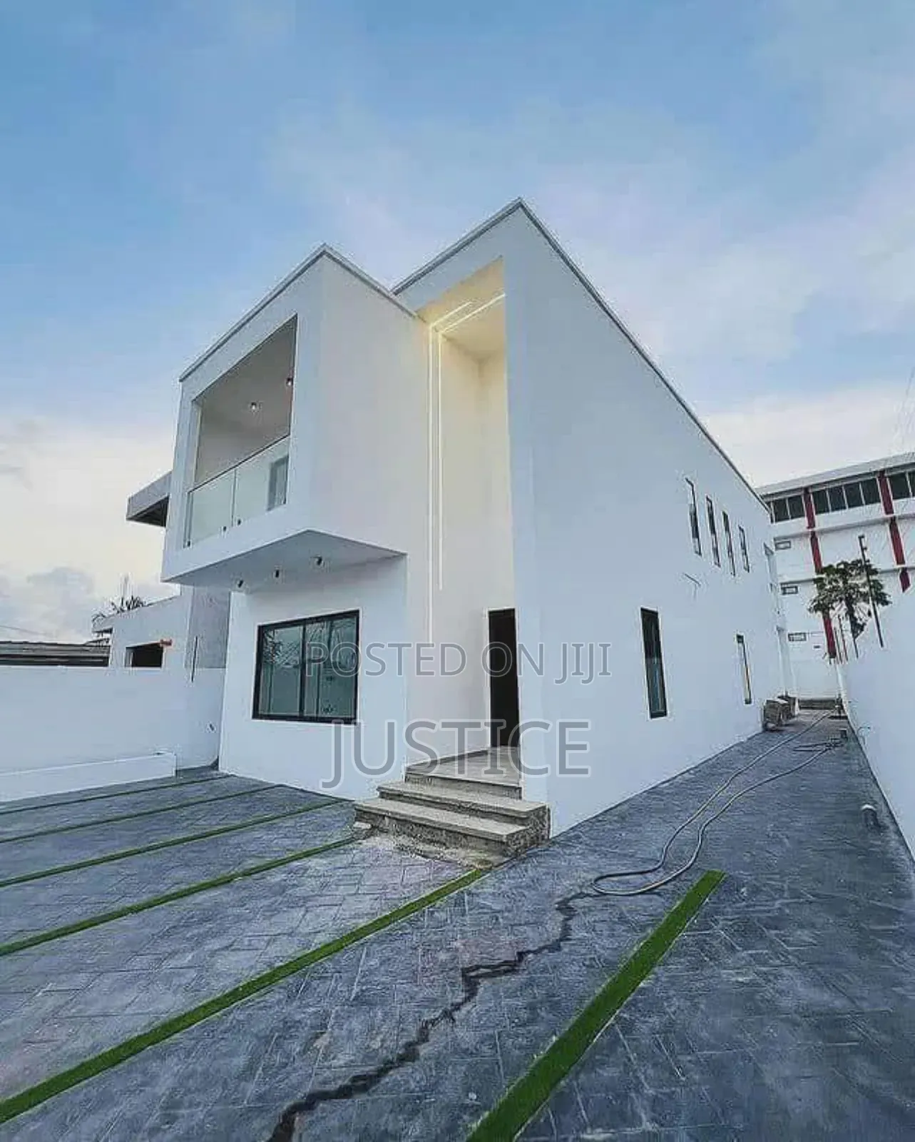 3bdrm Duplex in Botwe, East Legon for rent in East Legon