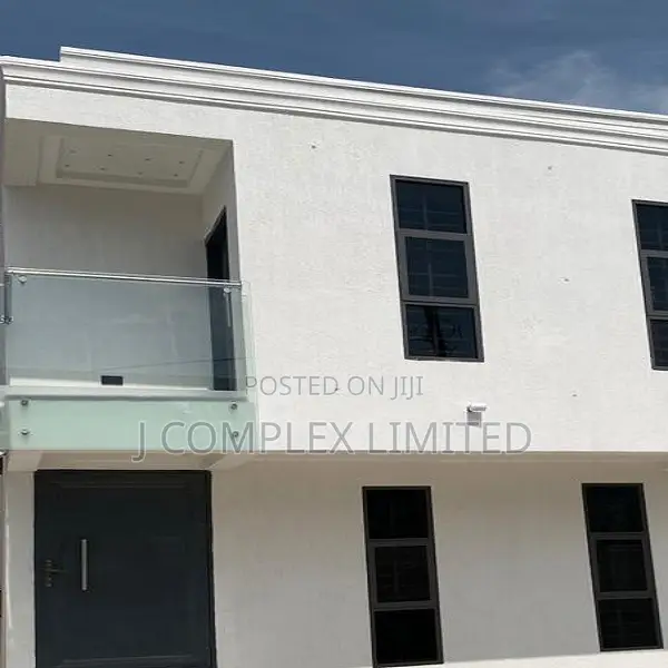 4bdrm House in North Ridge for rent in North Ridge