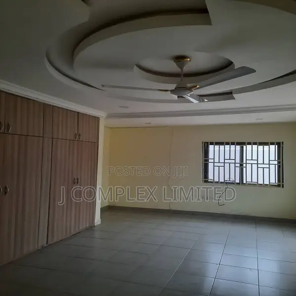 4bdrm House in North Ridge for rent in North Ridge