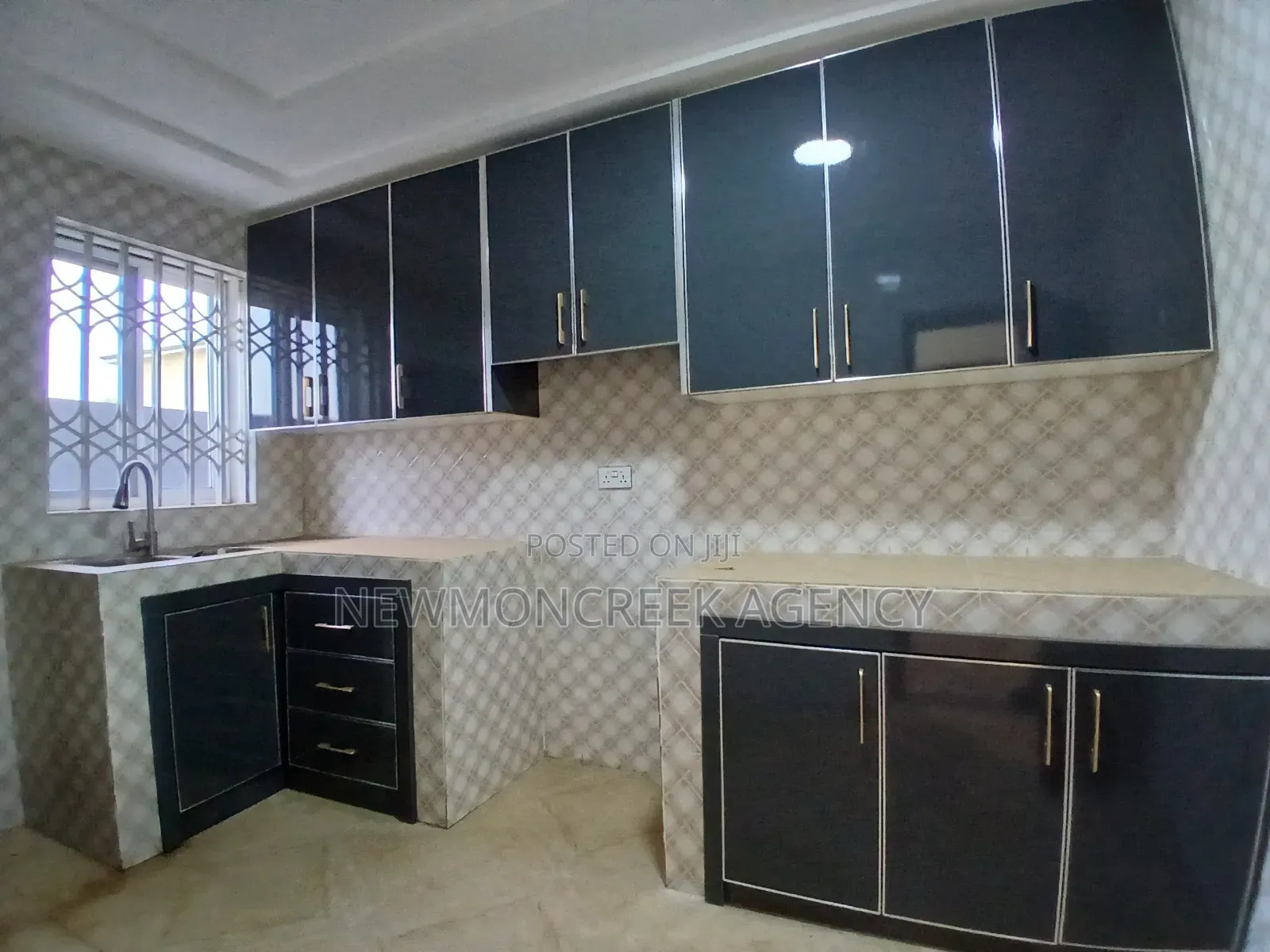 2bdrm Apartment in Ayi Mensah Shopping for rent in Oyarifa Mall Area