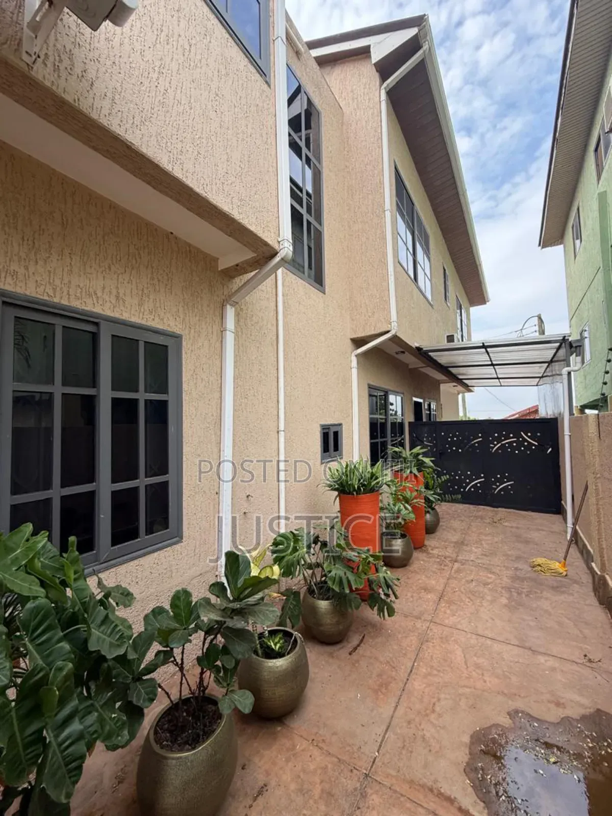 3bdrm House in Spintex, Baatsona Total for rent in Baatsona Total