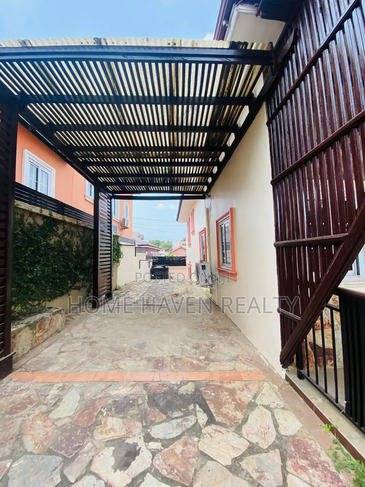 4bdrm House in Achimota Golf Hills, School Area for rent in School Area