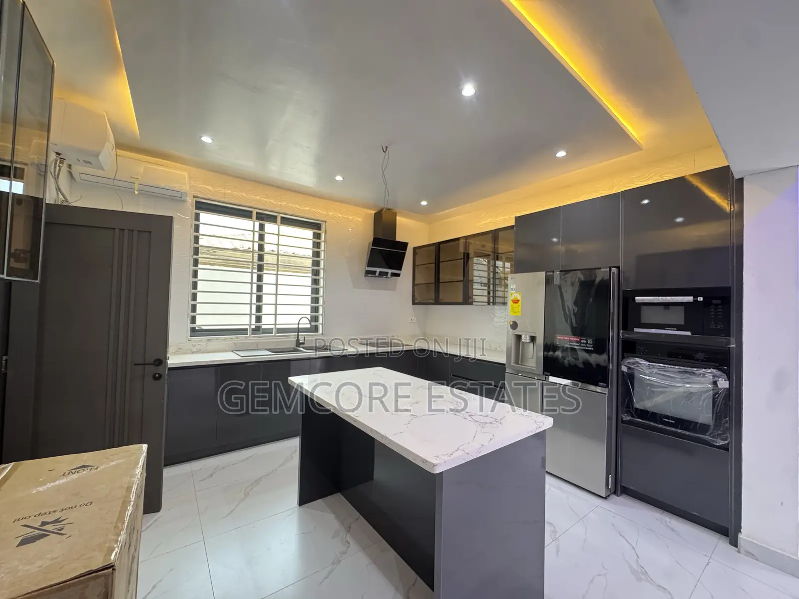 3bdrm House in Nanakrom Melcom, Adjiriganor for sale in Adjiriganor
